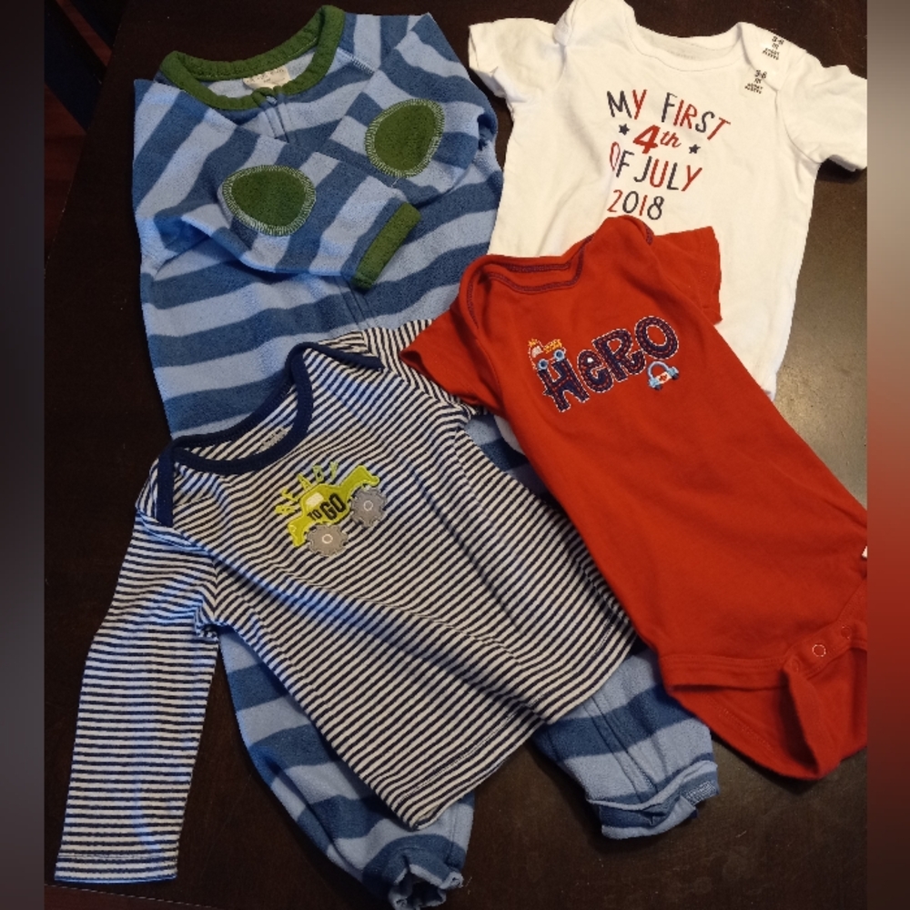 Baby Size 3-6 Month Bodysuit Lot of 4 Festival Logo Trucks